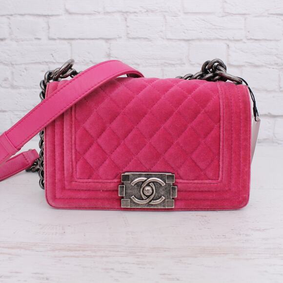 Chanel Boy Bag Pink Velour Crossbody and Shoulder Bag Purse Handbag A5365 - Picture 1 of 11